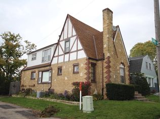 9490 W Main St, Milwaukee, WI 53214
