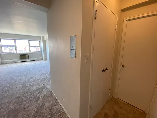 Rented by Contact Realty | media 8