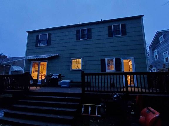 3rd image of 40 Lincoln Ave