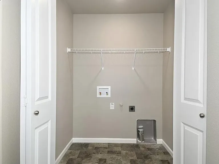 8067 NE Sabo St — Photo 14