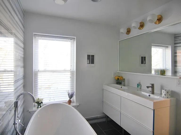 3613 Warren St — Photo 21