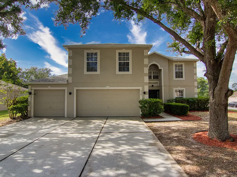 2301 El Marra Dr — Photo 1