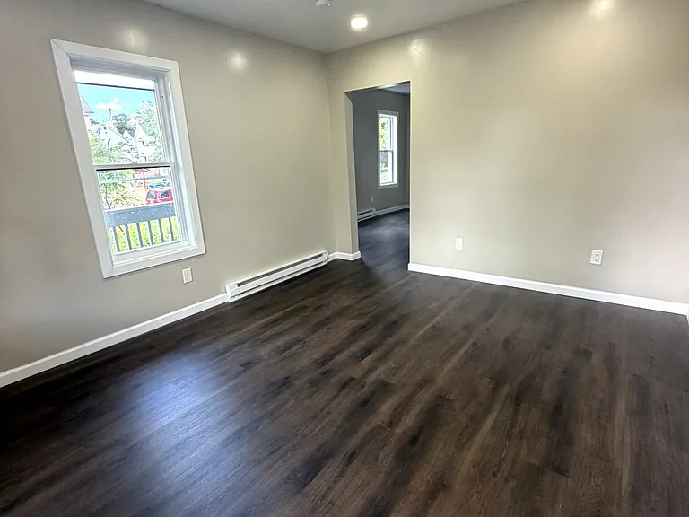 1216-1218 S 6th Ave #1216 — Photo 5