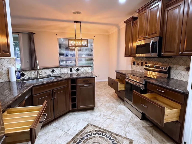 1672 Turnstone Way — Photo 17