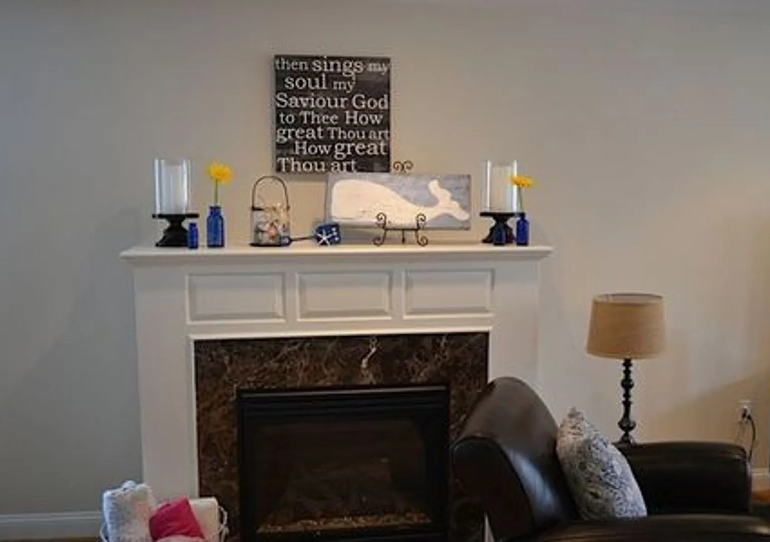 Welcome Home, Beautifully Updated Stellar Neighborhood — Photo 4