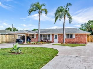 4295 Crestdale Street, Palm Beach Gardens, FL 33410