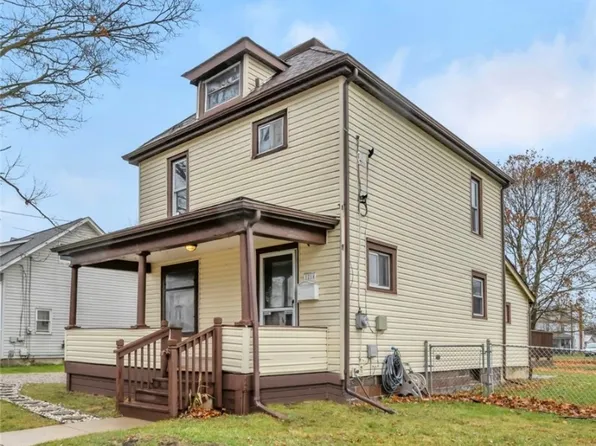 214 E 9th St, Ashland, OH 44805