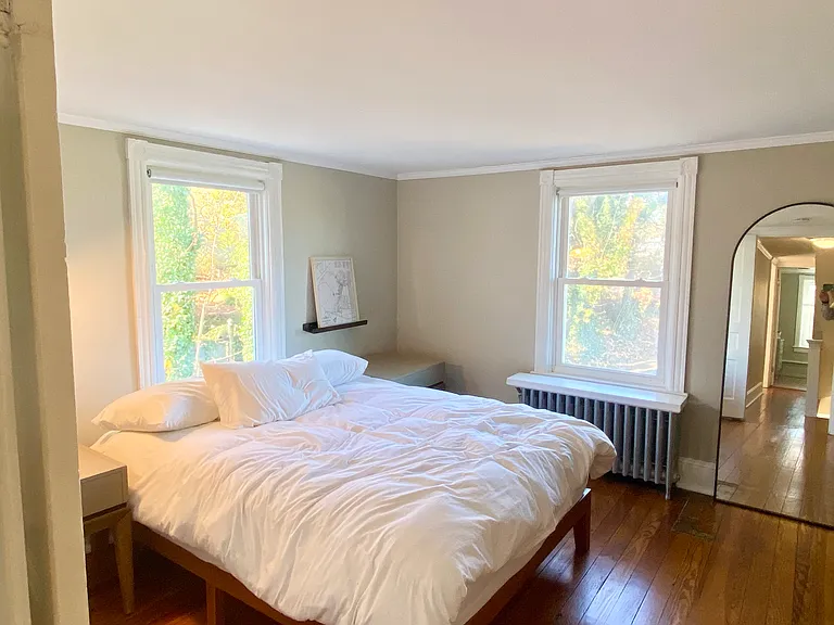 1st bedroom