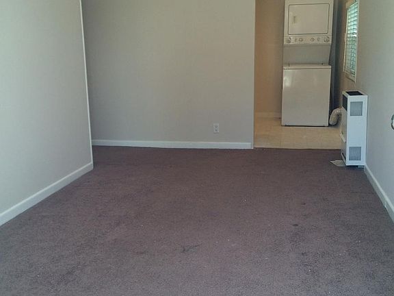 2nd image of 15730 Larch Ave #A