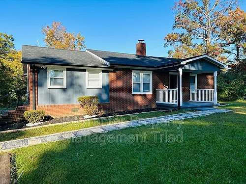 5087 Meadowbrook Dr Photo 1