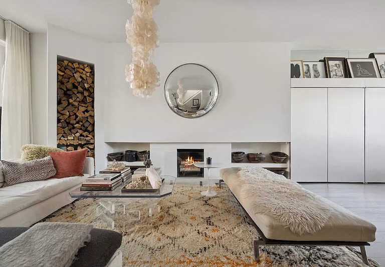 509 W Grant Pl — Photo 3