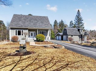 39 Brown Rd, Moncton, NB E1G3Z5