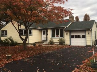 177 Old Point Rd, Milford, CT 06460