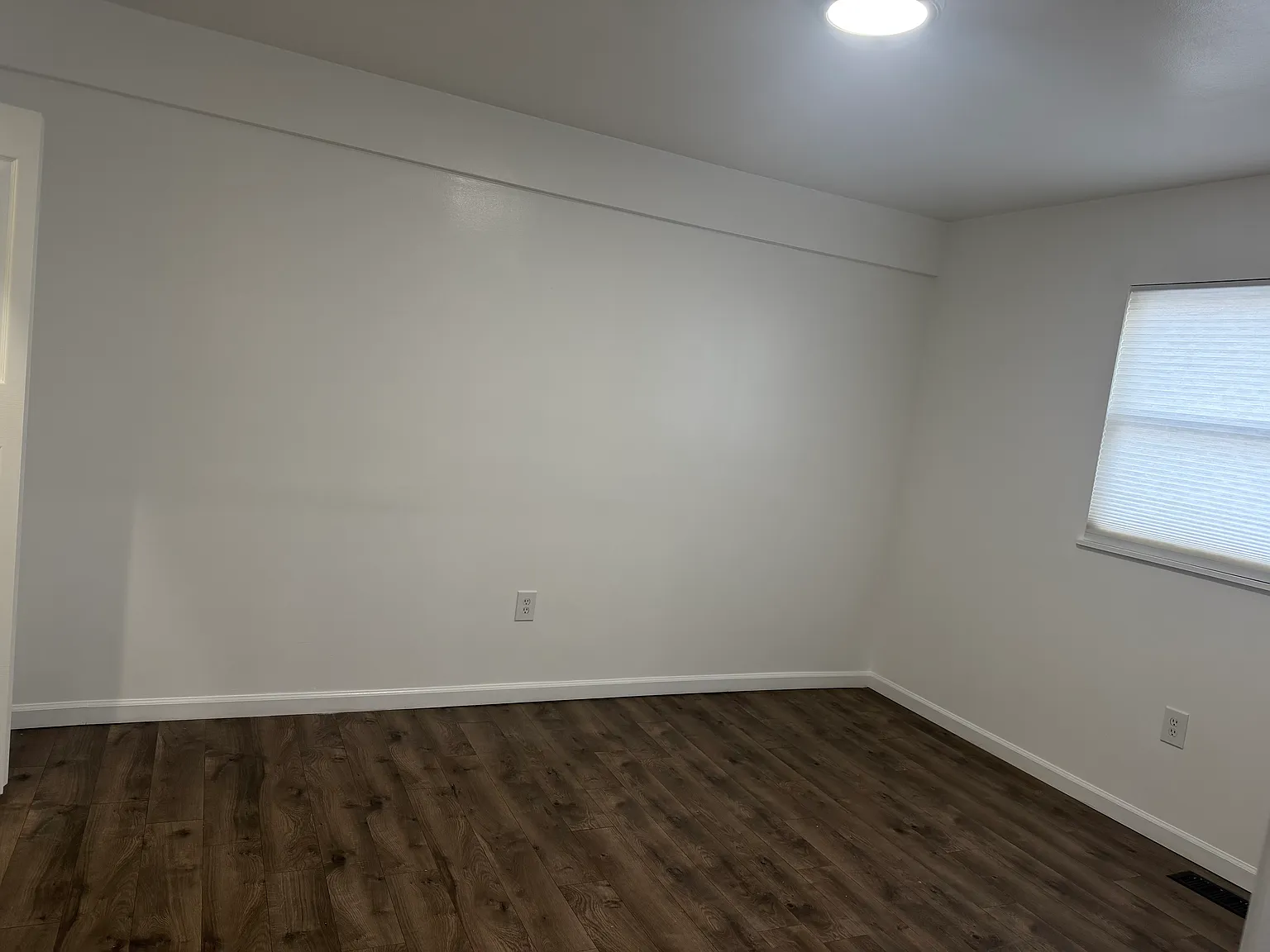 61 Orient St — Photo 3