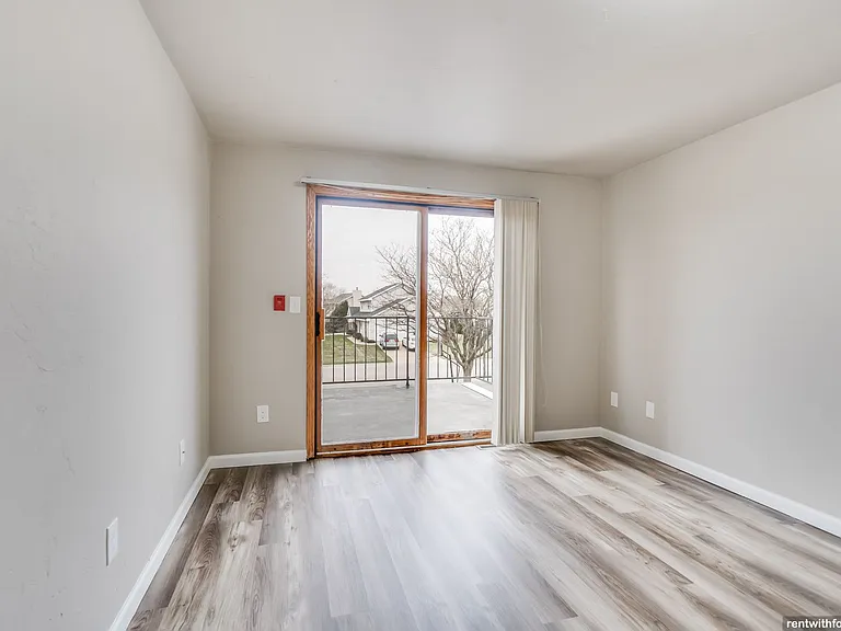 Allouez Townhomes — Photo 24