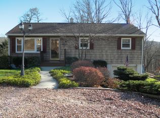3 Mountain View Ter, Sparta, NJ 07871