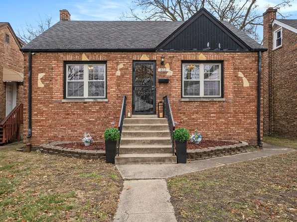 18021 School St, Lansing, IL 60438