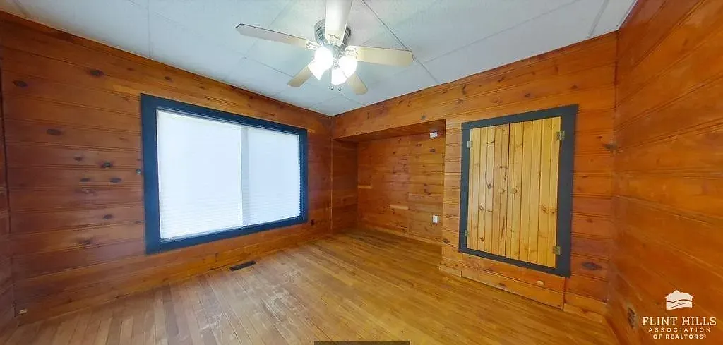 Building Photo - 608 Moro St #3