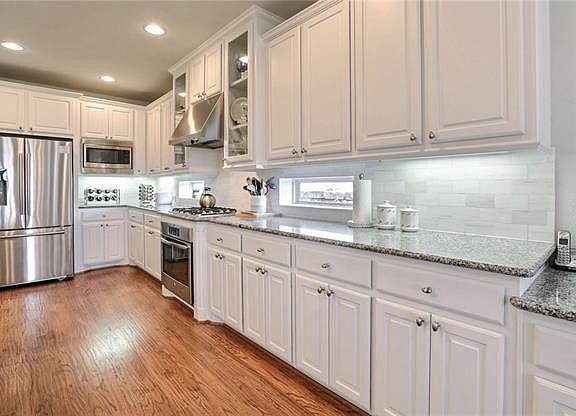 5th image of 128 Brown Knight Ln