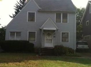 1157 Erieview Rd, Cleveland Heights, OH 44121
