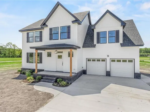115 Gallop Shoal Ct, Aydlett, NC 27916