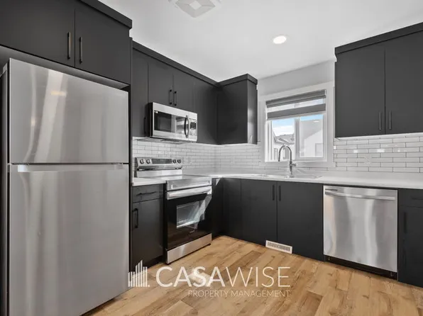 8049 Cedric Mah Rd NW, Edmonton, AB