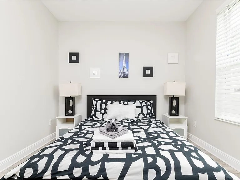 5816 Little River Dr — Photo 11