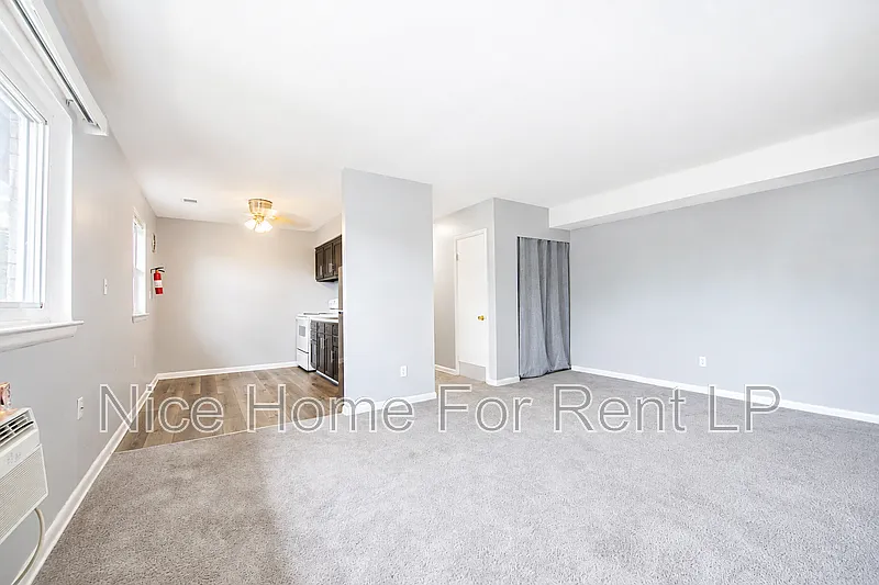 1 bed, 1.0 bath, 667 sqft, $1,300 — Photo 3