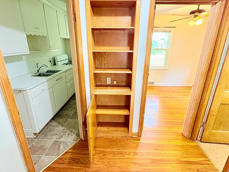 727 S 45th St — Photo 5