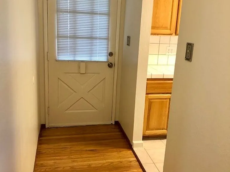 7512 Wachtel Way — Photo 3
