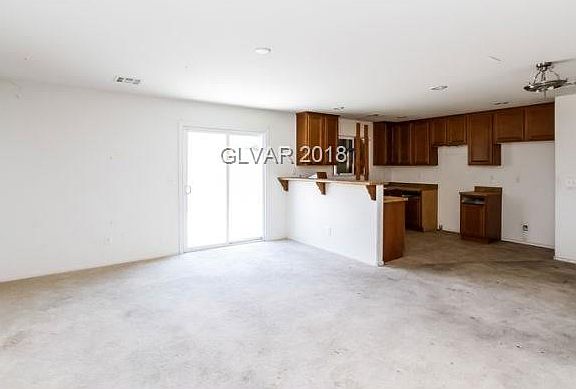 4th image of 1876 Vida Pacifica St