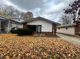 25450 Pennie St, Dearborn Heights, MI 48125