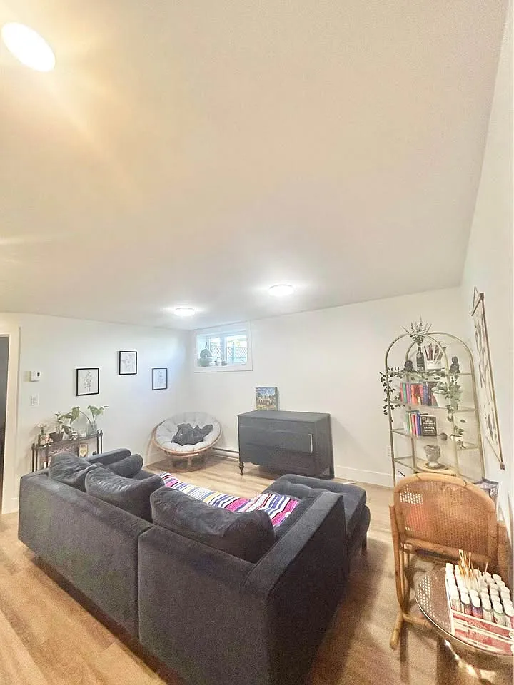 2 bed, $1,650 — Photo 3