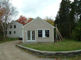 30 Cottage Rd, Newbury, MA 01951