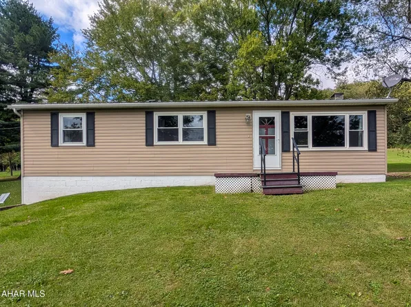 2158 Cumberland Rd, Bedford, PA 15522