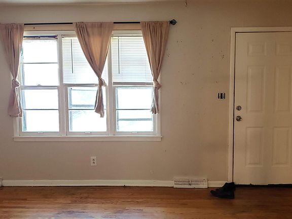 4th image of 1507 W Waldo Ave #1507