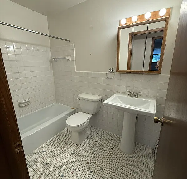 7212 South Ave #5 — Photo 13