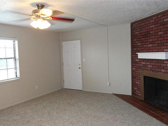 3rd image of 401 12th Ave SE APT 292