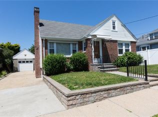 326 Sharon St, Providence, RI 02908