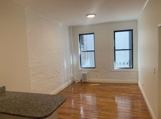 156 E 2nd St #8R, New York, NY 10009