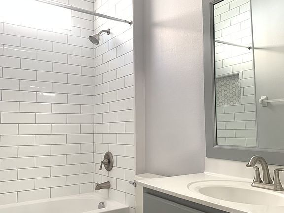 3rd image of 9159 Kensington Row Ct