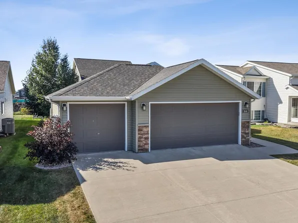 3641 34th St S, Moorhead, MN 56560