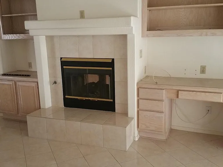 2813 Linkview Dr — Photo 6