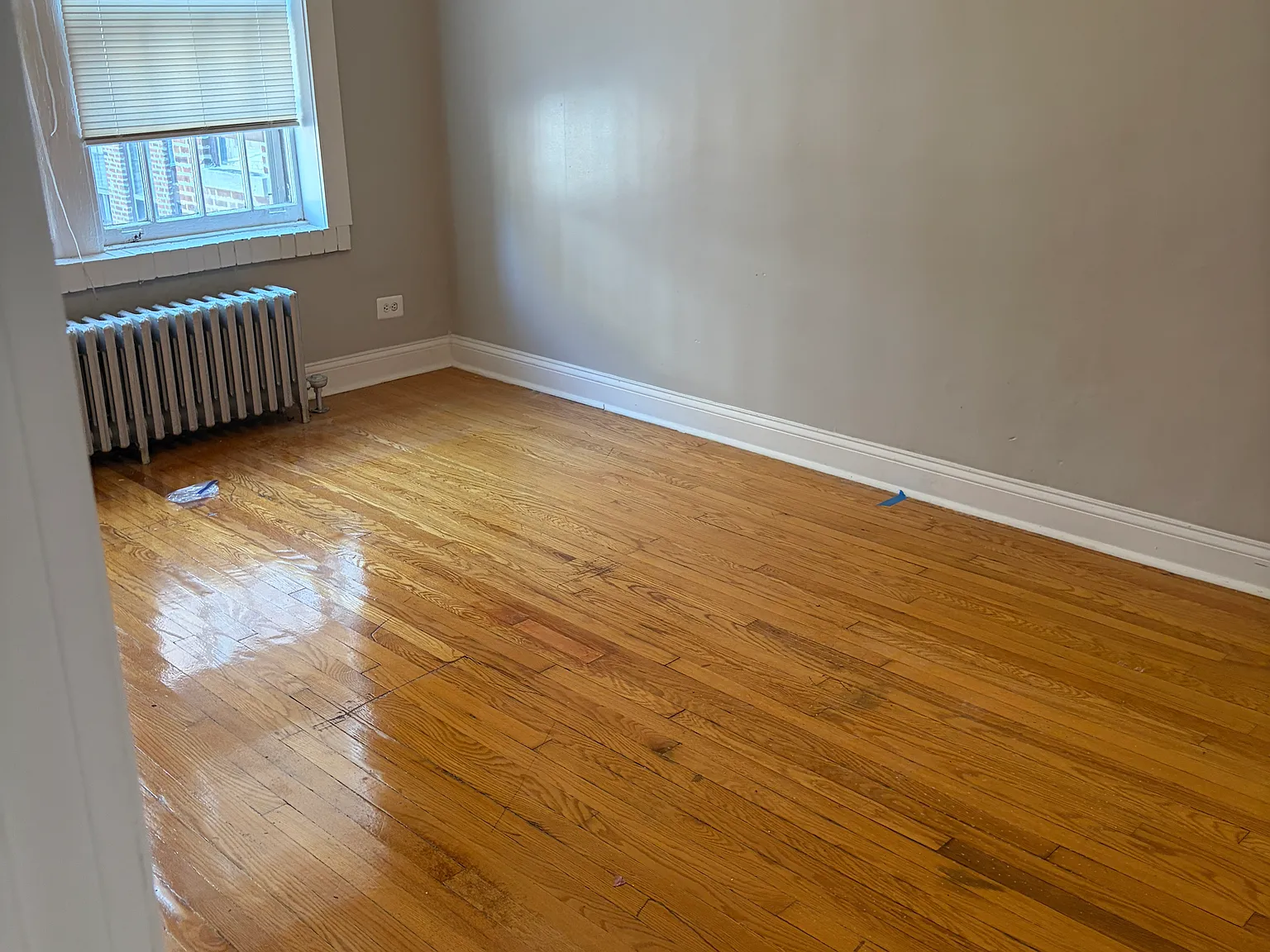3 bed, 1400 sqft, $2,500 — Photo 2