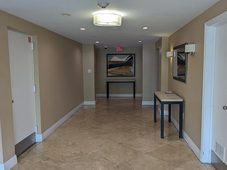 55 SW 2nd Ave #106G — Photo 4