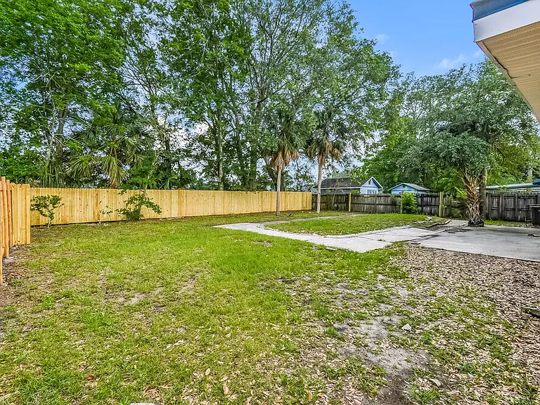 6736 Harlow Blvd — Photo 16