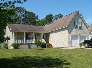 202 Apache Dr, Summerville, SC 29483
