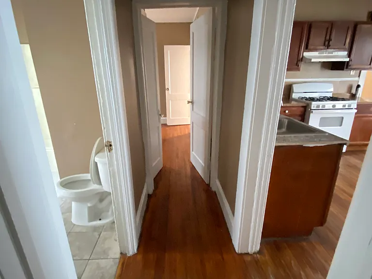 1569 Seymour Ave #1 — Photo 8
