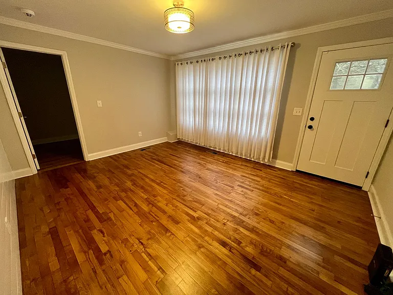 2216 W 6th Ave — Photo 4