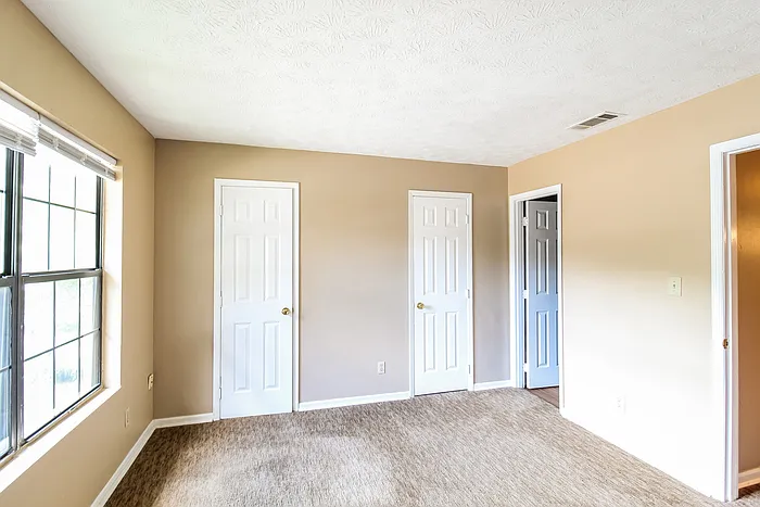2510 Hidden Cove Ct #B — Photo 12